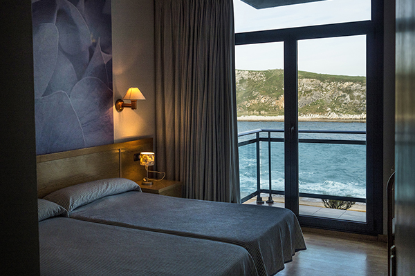 Doble con Vistas y Balcón